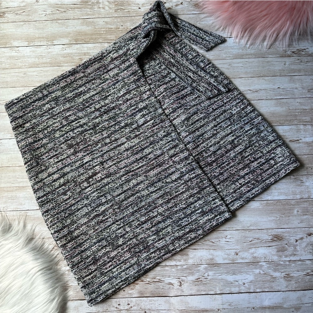 EUC Small Loft Twill Faux Wrap Mini Skirt Super cute!